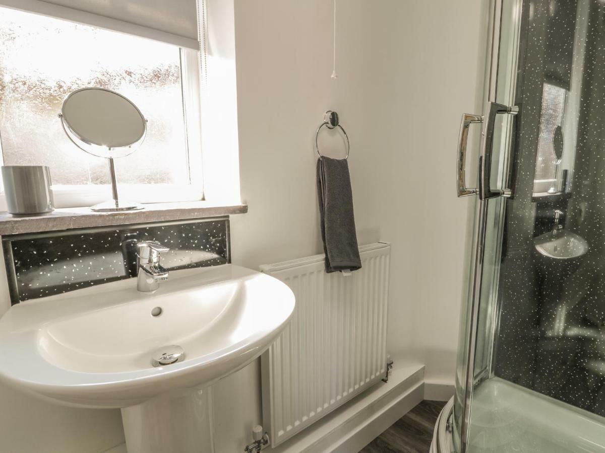 Bryn Bethel Villa Caernarfon Bagian luar foto